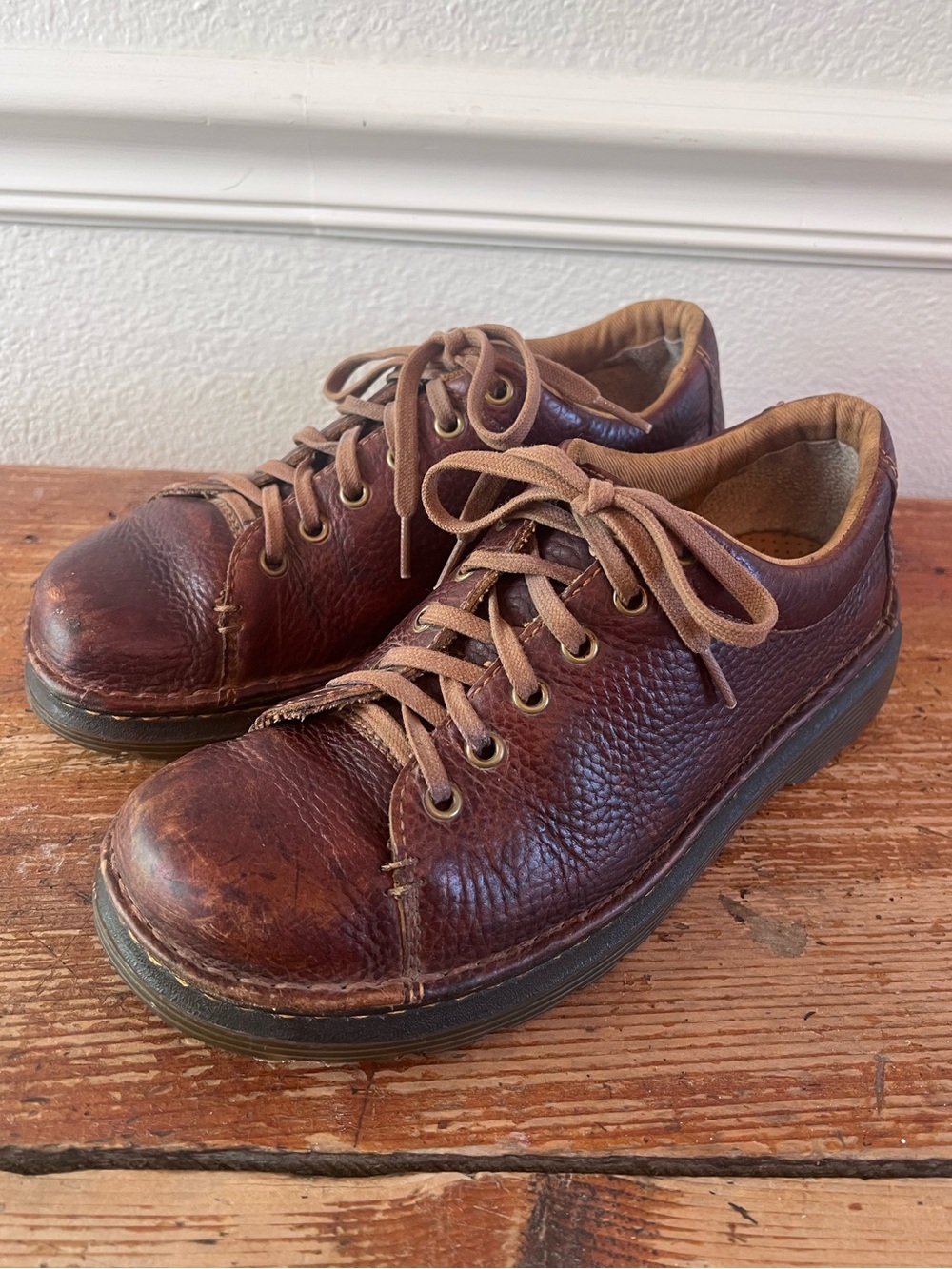 Vintage Doc Martens Leather Lace Up Shoes
